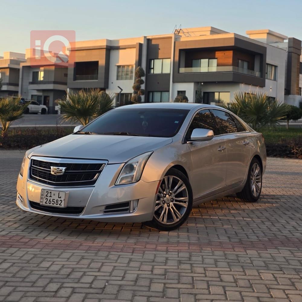 كاديلاك XTS